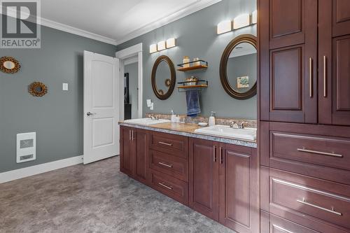 9 Parkside Crescent, Clarenville, NL - Indoor Photo Showing Bathroom