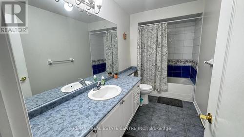 Upper - 56 Southlake Boulevard, Brampton, ON - Indoor Photo Showing Bathroom