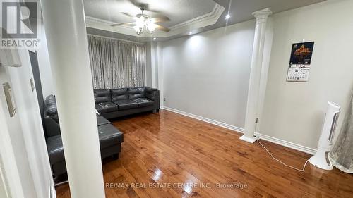 Upper - 56 Southlake Boulevard, Brampton, ON - Indoor Photo Showing Other Room