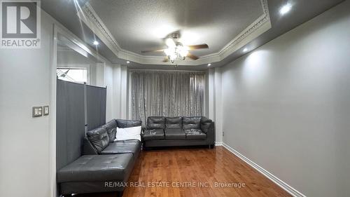 Upper - 56 Southlake Boulevard, Brampton, ON - Indoor Photo Showing Other Room