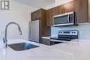 208 - 455 Charlton Avenue E, Hamilton, ON  - Indoor Photo Showing Kitchen 