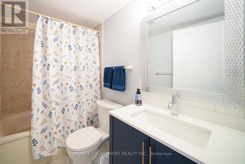 412 - 88 Toll Gate Road, Brantford, ON - Indoor Photo Showing Bathroom