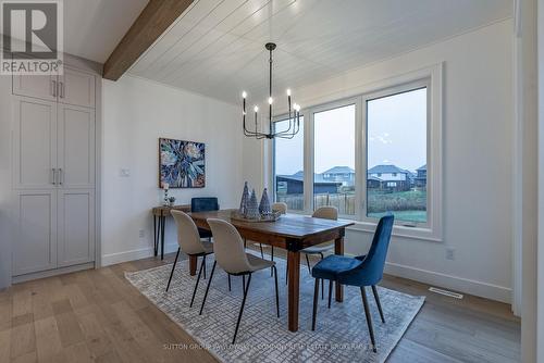 87 Allister Drive, Middlesex Centre (Kilworth), ON - Indoor Photo Showing Dining Room