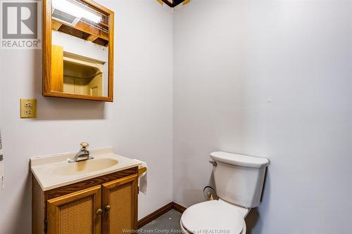 173 Baird Avenue, Wheatley, ON - Indoor Photo Showing Bathroom