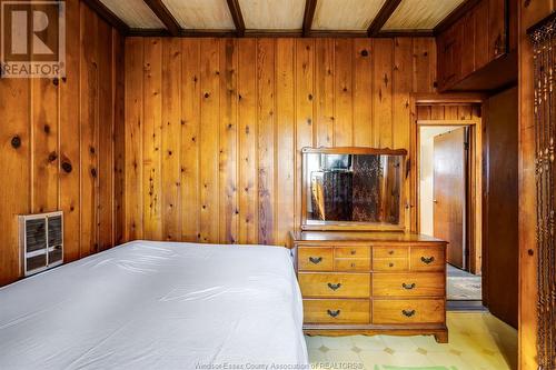 1620 Tilton Line, Wheatley, ON - Indoor Photo Showing Bedroom