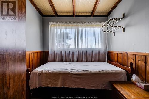 1620 Tilton Line, Wheatley, ON - Indoor Photo Showing Bedroom