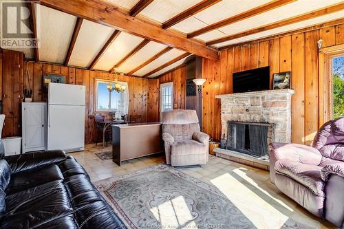 1620 Tilton Line, Wheatley, ON - Indoor Photo Showing Living Room With Fireplace