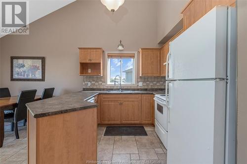 11448 Timber Bay Crescent, Windsor, ON - Indoor Photo Showing Kitchen With Double Sink