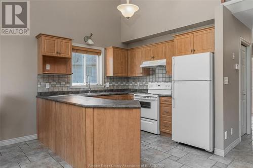 11448 Timber Bay Crescent, Windsor, ON - Indoor Photo Showing Kitchen With Double Sink