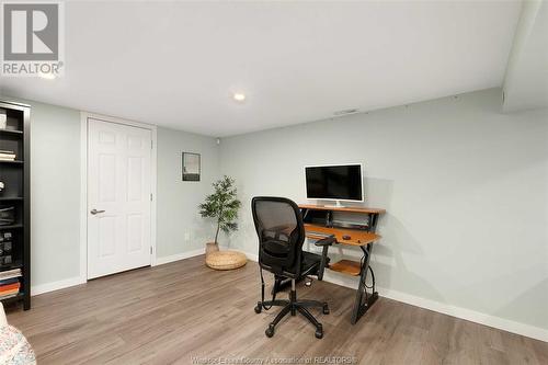 3505 Maisonneuve, Windsor, ON - Indoor Photo Showing Office