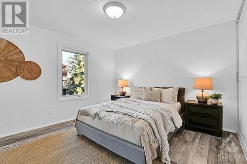 2123 Grafton Crescent, Ottawa, ON - Indoor Photo Showing Bedroom