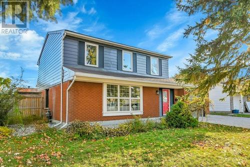 2123 Grafton Crescent, Ottawa, ON - Outdoor