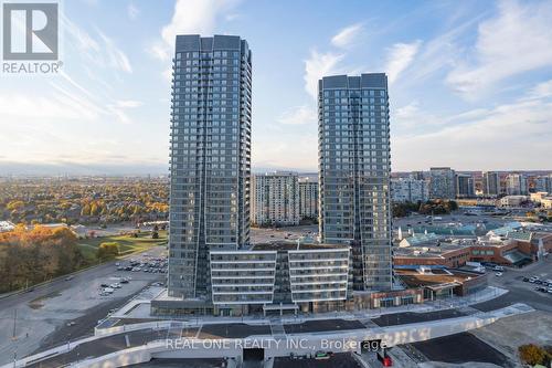 A1602 - 30 Upper Mall Way, Vaughan, ON - Outdoor With View