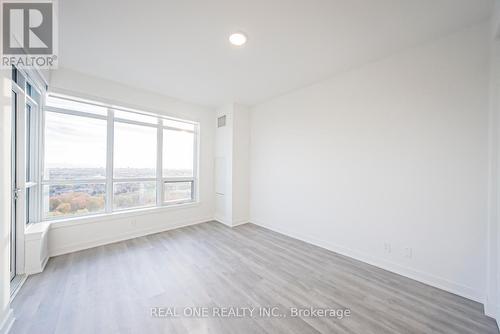 A1602 - 30 Upper Mall Way, Vaughan, ON - Indoor Photo Showing Other Room