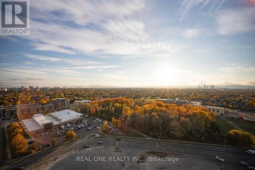 A1602 - 30 Upper Mall Way, Vaughan, ON - Outdoor With View