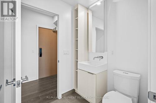 2103 - 370 Martha Street, Burlington, ON - Indoor Photo Showing Bathroom