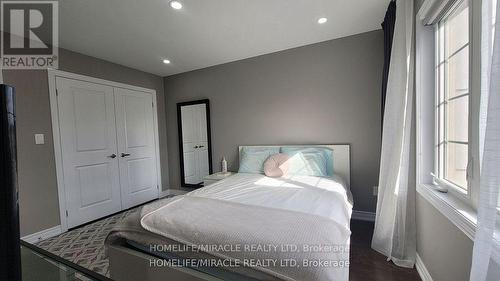 1319 Chee Chee Landing, Milton, ON - Indoor Photo Showing Bedroom