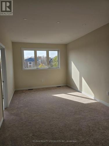 2080 Coppenwood   Common, Burlington, ON - Indoor Photo Showing Other Room