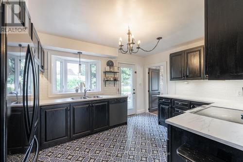 2 Brentwood Road, Grimsby, ON - Indoor Photo Showing Kitchen With Double Sink