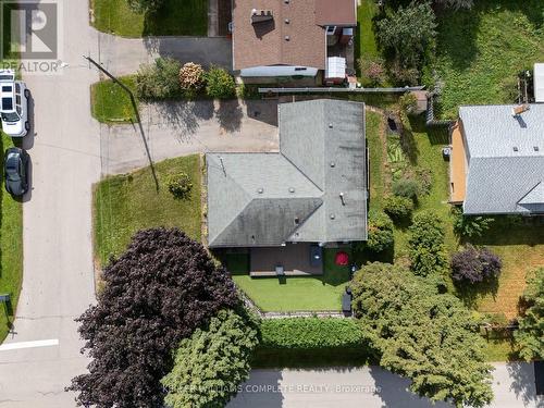 2 Brentwood Road, Grimsby, ON - Outdoor