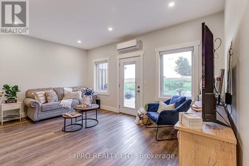 23 Willmar Drive, South Bruce, ON - Indoor Photo Showing Living Room