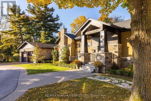 32 Breckenridge Boulevard, St. Catharines, ON - Outdoor With Facade