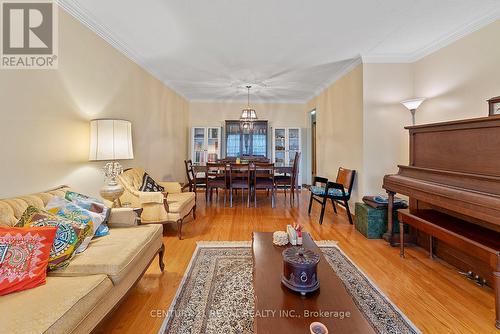 248 Fairglen Avenue, Toronto, ON - Indoor Photo Showing Living Room