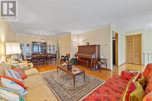 248 Fairglen Avenue, Toronto, ON - Indoor Photo Showing Living Room