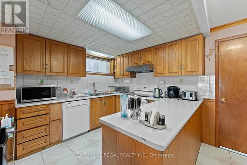 248 Fairglen Avenue, Toronto, ON - Indoor Photo Showing Kitchen