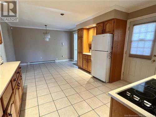 1060 Vanier Boulevard, Bathurst, NB - Indoor Photo Showing Kitchen