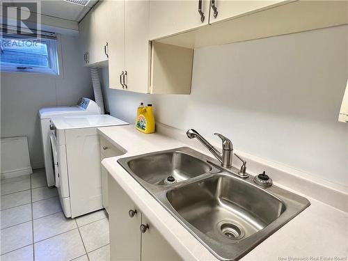 1060 Vanier Boulevard, Bathurst, NB - Indoor Photo Showing Laundry Room