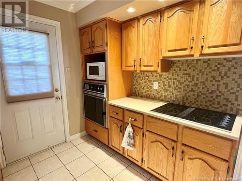 1060 Vanier Boulevard, Bathurst, NB - Indoor Photo Showing Kitchen