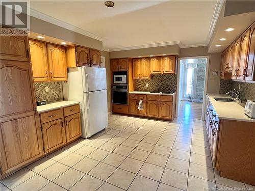 1060 Vanier Boulevard, Bathurst, NB - Indoor Photo Showing Kitchen