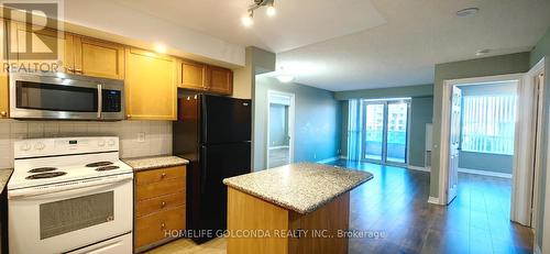 632 - 33 Cox Boulevard, Markham, ON - Indoor Photo Showing Kitchen