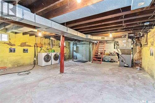 310 8Th Street E, Saskatoon, SK - Indoor Photo Showing Basement