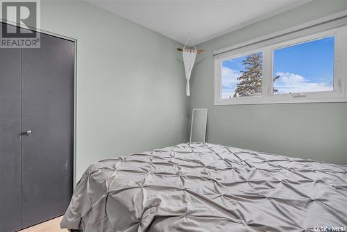 8917 17Th Avenue, North Battleford, SK - Indoor Photo Showing Bedroom