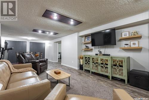 8917 17Th Avenue, North Battleford, SK - Indoor Photo Showing Living Room