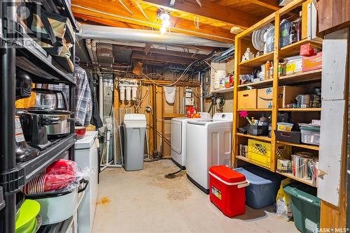 8917 17Th Avenue, North Battleford, SK - Indoor Photo Showing Laundry Room