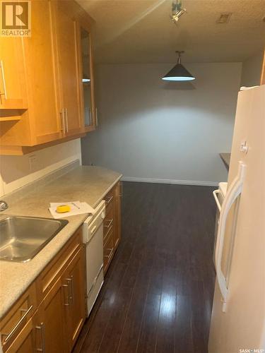 114 4230 Degeer Street, Saskatoon, SK - Indoor Photo Showing Kitchen