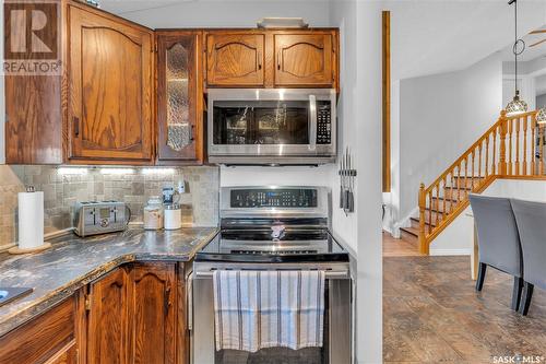 7118 Lawrence Drive, Regina, SK - Indoor Photo Showing Kitchen