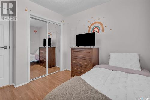 7118 Lawrence Drive, Regina, SK - Indoor Photo Showing Bedroom