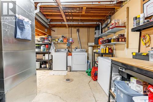 7118 Lawrence Drive, Regina, SK - Indoor Photo Showing Laundry Room