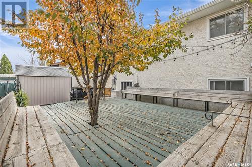 7118 Lawrence Drive, Regina, SK - Outdoor With Deck Patio Veranda