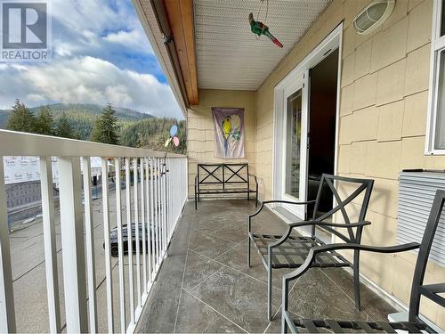 1205 Riverside Avenue Unit# 4, Sicamous, BC - Outdoor With Deck Patio Veranda With Exterior