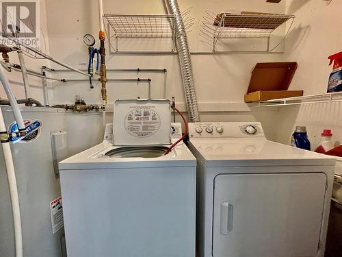 1205 Riverside Avenue Unit# 4, Sicamous, BC - Indoor Photo Showing Laundry Room