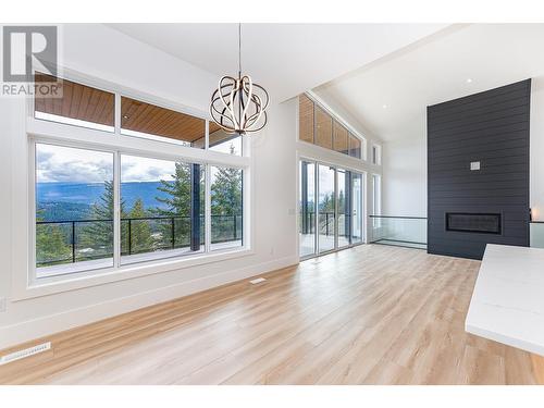 2506 Highlands Drive, Blind Bay, BC - Indoor