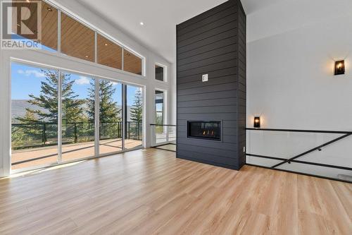 2506 Highlands Drive, Blind Bay, BC - Indoor Photo Showing Other Room