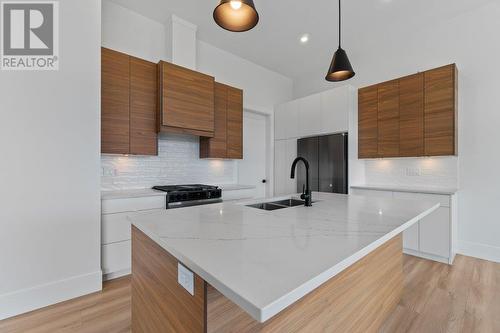 2506 Highlands Drive, Blind Bay, BC - Indoor Photo Showing Kitchen With Double Sink With Upgraded Kitchen