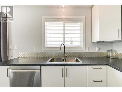 7010 Sun Valley Road, Kelowna, BC - Indoor Photo Showing Kitchen With Double Sink