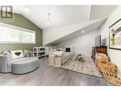 7010 Sun Valley Road, Kelowna, BC - Indoor Photo Showing Other Room